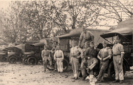 Bordeaux * Carte Photo * Militaires Soldats Devant Les Camions Véhicules * Militaria * Régiment - Bordeaux