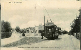 Blanquefort * La Station Terminus Du Tramway Tram électrique * Rue - Blanquefort