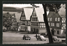 AK Hilchenbach, Strassenpartie Mit Gasthaus Und Geschäften - Hilchenbach