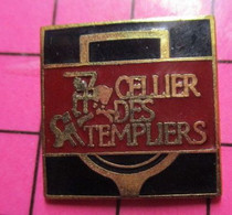 821 Pin's Pins / Belle Qualité Et Rare / THEME BOISSONS / VIN ROUGE CELLIER DES TEMPLIERS - Boissons