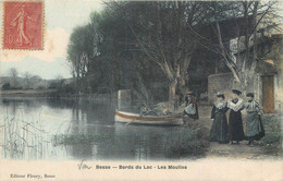 CPA 83 Var Besse-sur-Issole Bords Du Lac Les Moulins - Besse-sur-Issole