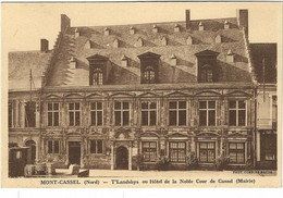 59    Mont  Cassel   - T'landsbuys Ou Hotel De La Noble Cour Mairie - Cassel