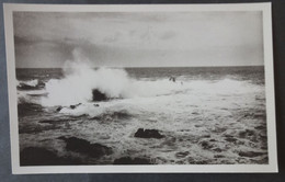 CPA 29 ROSCOFF - Lot 2 Cartes - Effets De Vagues - Edit. Jean Galy 125 Et 126 - Réf. C 275 - Roscoff