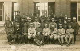 Digne ? Hyères ? * 3ème Régiment * Militaria * Carte Photo * Soldats Militaires * Campagne 1914/15 - Digne