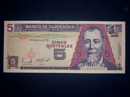 Uncirculated Guatemala Banknote 5 Quetzales P106b ( 11/22/2006) - Guatemala