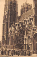 Delcampe - BRUXELLES - La Collégiale SS. Michel Et Gudule (XIIIe Siècle). - Monumentos, Edificios