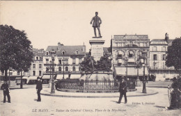 Cp , 72 , LE  MANS , Statue Du Général Chanzy , Place De La République - Le Mans