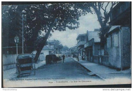 CPA MADAGASCAR Postcard  - MADAGASCAR TAMATAVE RUE DU COMMERCE STREETSCENE AFRICA - Madagaskar