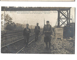 GREVE -  CP PHOTO Greve Des Chemins De Fer Octobre 1910 Pont Semaphorique Gardé Par Des Militaires Animé Bon état - Grèves