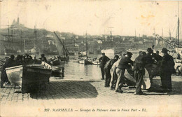 Marseille * Le Vieux Port * Groupes De Pêcheurs * Pêche Pêcheur - Vieux Port, Saint Victor, Le Panier