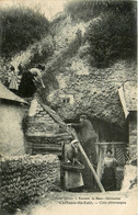 Château Du Loir * Un Coin Pittoresque Du Village * Troglodytes - Chateau Du Loir