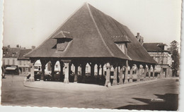 Delcampe - Seb : Eure : LYONS  La  FORET : La  Halle - Lyons-la-Forêt