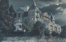 Delcampe - 76 - FORGES LES EAUX - La Nuit - Le Grand Hôtel Du Parc - Forges Les Eaux