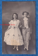 Delcampe - CPA Photo - GOTHA ( Thuringen ) - Beau Portrait De Jeune Fille En Costume - Robe Mode Pose Enfant Coiffure Mode - Münchs - Gotha
