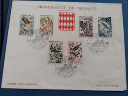 Delcampe - Monaco - Enveloppe 1er Jour "oiseaux" 12.12.62 - Voir Photo Pour Etat - FDC
