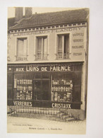 Delcampe - CPA - Briare (45) - 5 Grande Rue - Magasin Lardereau Flandry " Aux Lions De Faïence " -  1910  - SUP  (FH  46) - Briare
