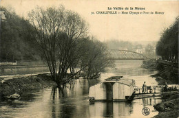Charleville * Le Pont De Montcy Et Mont Olympe * Bateau Lavoir * Laveuse Lavandière - Charleville