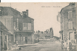 Delcampe - Gien (45 Loiret) Place Du Berry - édit. Lesage Dos Vert - Gien
