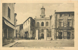 Delcampe - CPA 33 Gironde Langon L'(ancien) Hotel De Ville - Pebayle - Langon