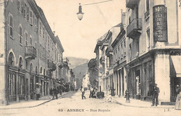 CPA 74 ANNECY RUE ROYALE - Annecy