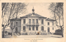 CPA 74 DOUVAINE LE GROUPE SCOLAIRE LA MAIRIE - Douvaine