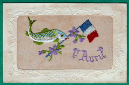 CARTE BRODEE - PREMIER AVRIL - Embroidered