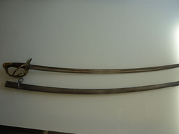 SABRE DE CAVALERIE D OFFICIER 1822 - Knives/Swords