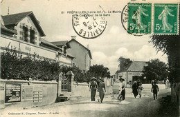 Préfailles * La Mairie Et Le Carrefour De La Gare * Café De La Gare - Préfailles