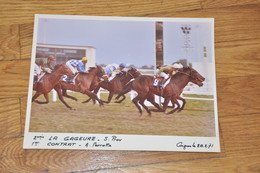 Photo Course De Chevaux, Cagnes Sur Mer 1971,La Gageure, S Prou ,Contrat, A. Perrotta , Format 18/24 - Sporten