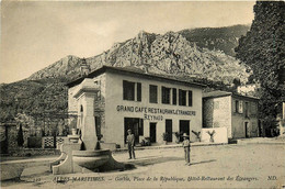 Gorbio * La Place De La République * Grand Café Restaurant Des étrangers REYNAUD Propriétaire - Andere & Zonder Classificatie