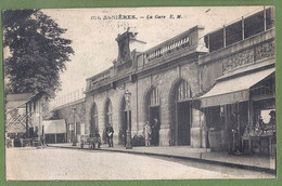 CPA - HAUT DE SEINE - ASNIERES - LA GARE - Petite Animation, épicerie - édition Malcuit  / 1214 - Asnieres Sur Seine