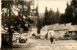 Lantosque * Le Col De Turini * Hôtels Et Baraquements * Automobile Voiture Ancienne - Lantosque