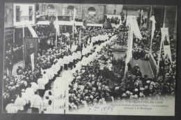 CPA 29 SAINT POL DE LEON - Le Grand Pardon - La Procession Rentrant à La Basilique - Lazennec 9 Datée 1898 - Réf. P 146 - Saint-Pol-de-Léon