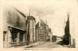 Muzillac * La Route De Vannes * Chaussures SAVARY * Automobile Voiture Ancienne - Muzillac