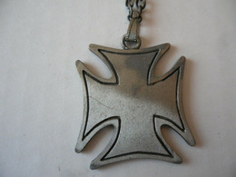 CROIX Pendentif Métal - Pendants