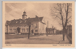 (88558) AK Velten, Rathaus, Turnhalle U. Schule, 1910er - Non Classés