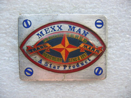 Pin's Eau De Toilette Pour Homme "MEXX MAN", A Star Product. Trade Mark - Parfums