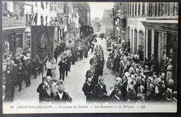 CPA 29 SAINT POL DE LEON - Procession Du Pardon. Les Bannières Et Les Reliques - LL 25  - Réf. F 192 - Saint-Pol-de-Léon