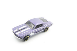 Hot Wheels Mattel '67 Mustang -  Issued 1998, Scale 1/64 - Matchbox (Lesney)