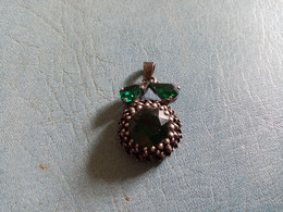 PENDENTIF VERT VINTAGE - Autres & Non Classés