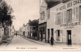 Cpa Avon La Grande Rue, Seine Et Marne. - Avon