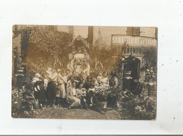 VIC BIGORRE (HAUTES PYRENEES) RARE CARTE PHOTO DE LA PROCESSION DE LA FETE DIEU (PUB SAMARITAINE DE TARBES ET ANIMATION) - Vic Sur Bigorre