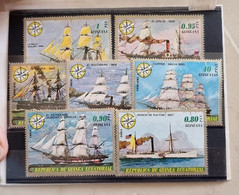 GUINEE EQUATORIALE  Bateaux, Bateau, Voiliers, Voilier. Yvert Série94+PA 78** MNH. Complete - Bateaux