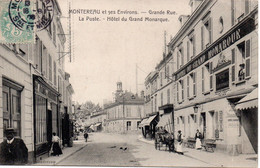 Cpa Montereau Grande Rue. Seine Et Marne. - Montereau