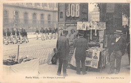 CPA 75 PARIS VECU UN KIOSQUE A JOURNAUX - Lots, Séries, Collections
