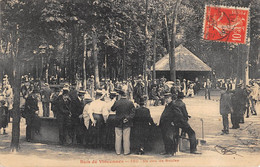 CPA 75 PARIS XIIe BOIS DE VINCENNES LE JEU DE BOULES - Paris (12)