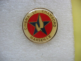 Pin's Du Cinéma "Le Chambord" à MARSEILLE - Cinéma