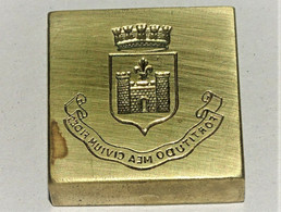 ANCIENNE MATRICE BRONZE IMPRIMERIE EAU FORTE DEVISE CHATEAU ANGOULEME FLEUR LYS - Stempel & Siegel