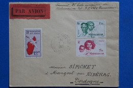 X15 MADAGASCAR  BELLE LETTRE   1949 PAR AVION TANANARIVE POUR  RIBERAC FRANCE + + AFFRANCHISSEMENT INTERESSAN - Covers & Documents