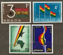 1963	Ghana	149-152	3st Anniversary Of The Republic - Timbres